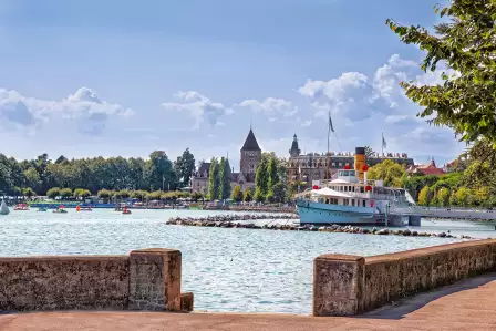 lake-geneva-in-lausanne-swiss