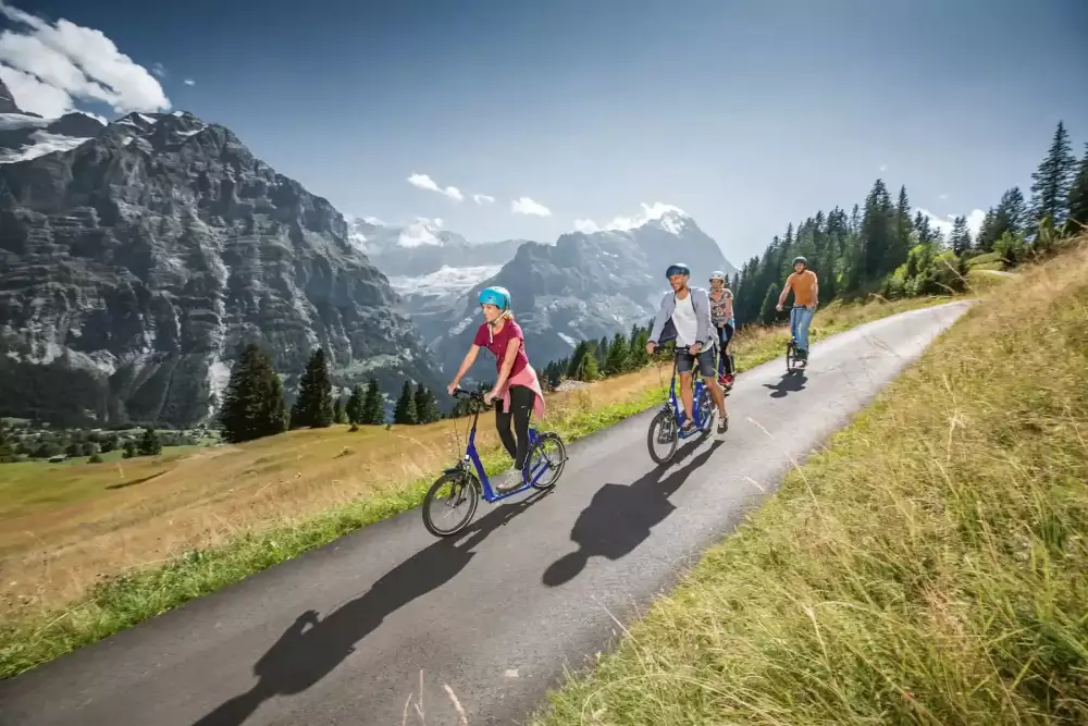 grindelwald-first-first-trottibike-vier-personen