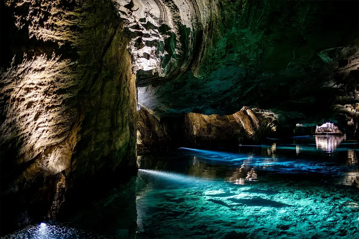Lac Souterrain de St-Leonard