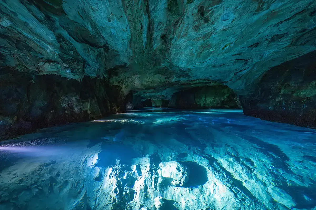 Underground Lake of St-Léonard