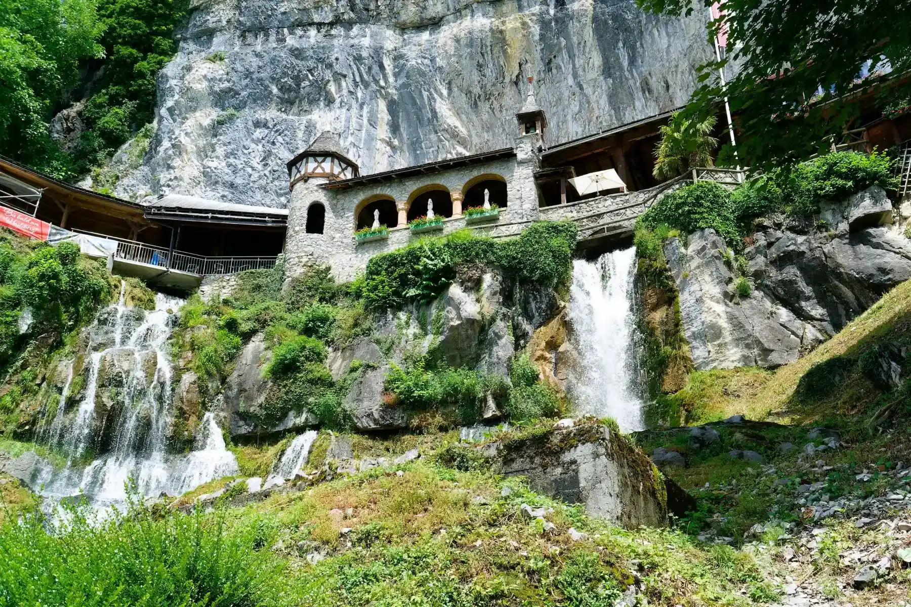 st-beatus-caves